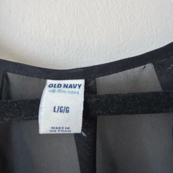 Sheer top - Picture 2 of 2